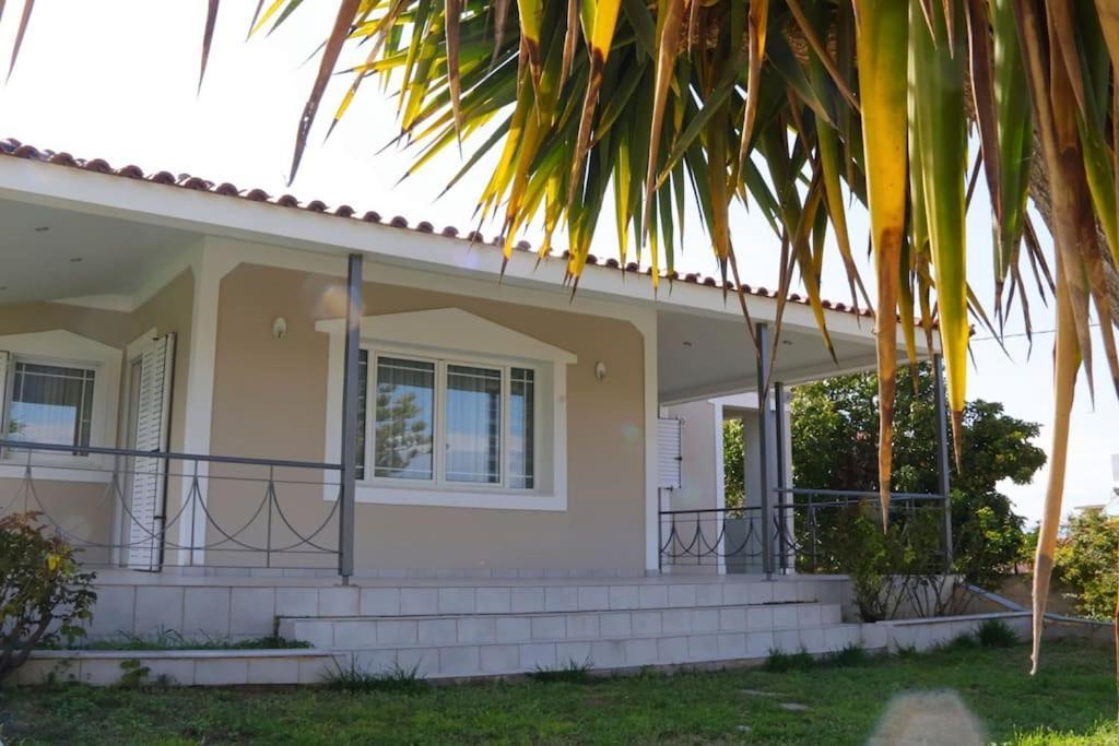 Fina'S House Vila Corinth Exterior foto