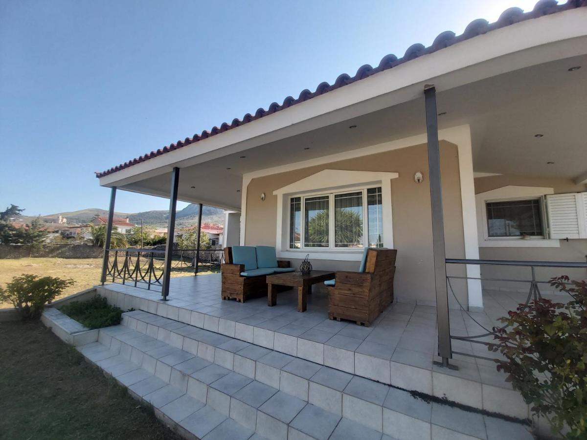 Fina'S House Vila Corinth Exterior foto